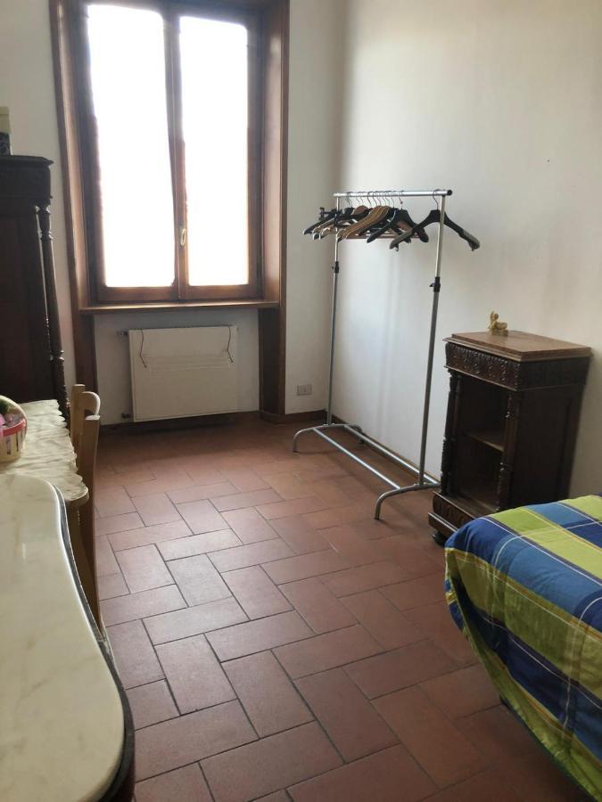 Solo Traveller Bedroom In Homestays City Center Florens Exteriör bild